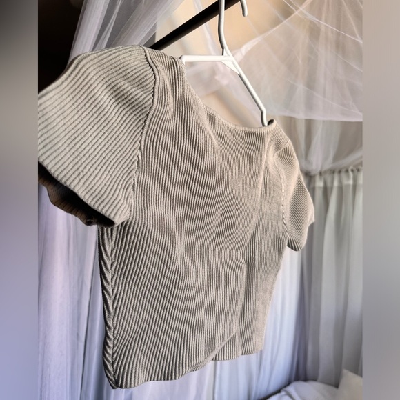 BABATON Sculpt Knit Crop Short Sleeve - Picture 5 of 7